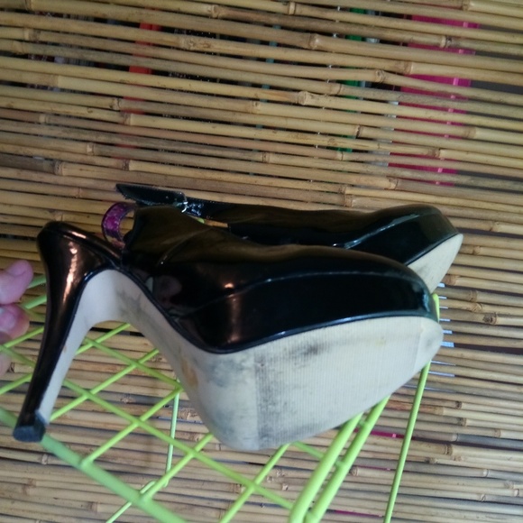 Steve Madden 8 Black Baby Doll Slingback Heels Shoes - Picture 2 of 6